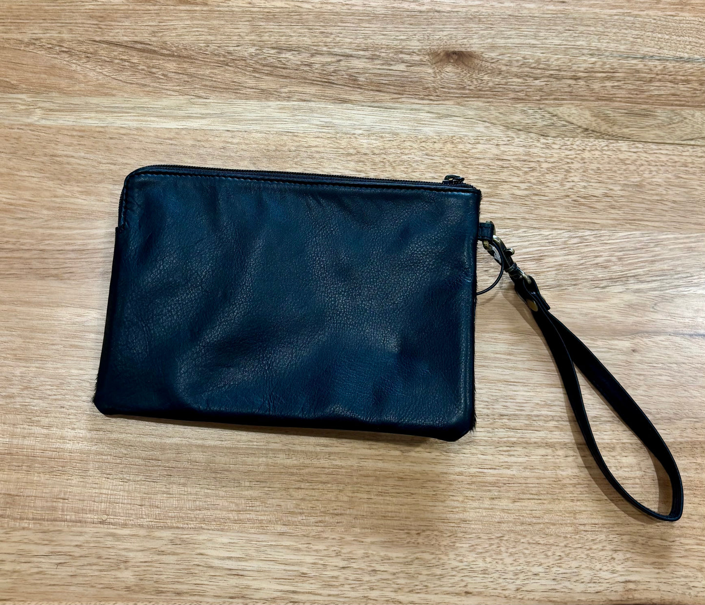 S-1172 Myra Shade Bag Black & White