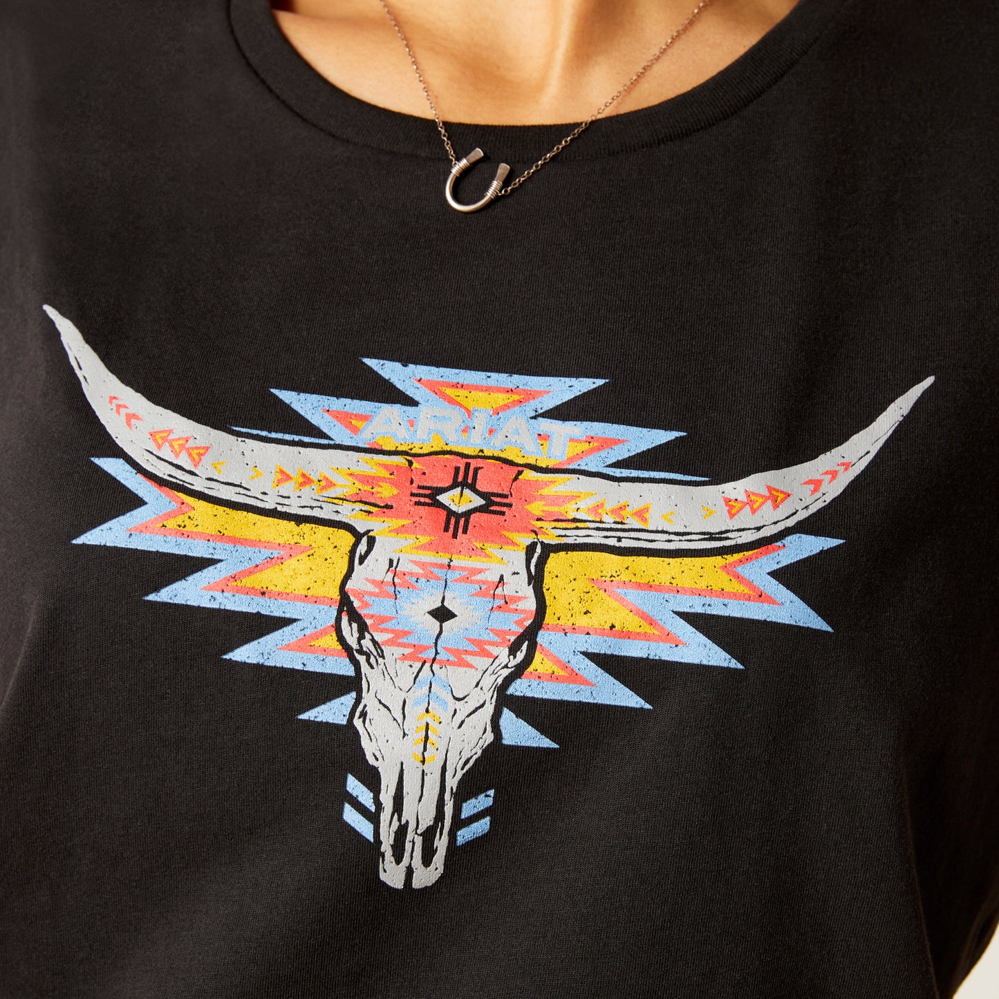 10047602 Ariat Wms Geo Skull SS Tee Black