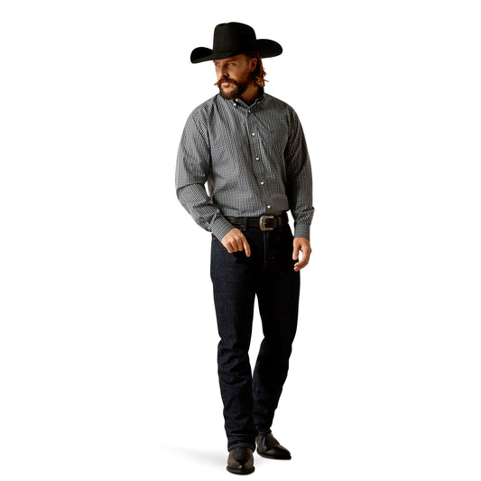 10051979 Ariat Men's  Wrinkle Free Luther Classic Fit-Black