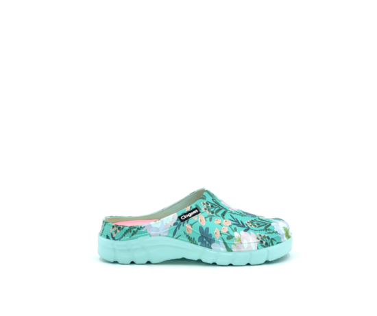 CL1GAR652 Clogee Women's Garden Clog Pastel Blue