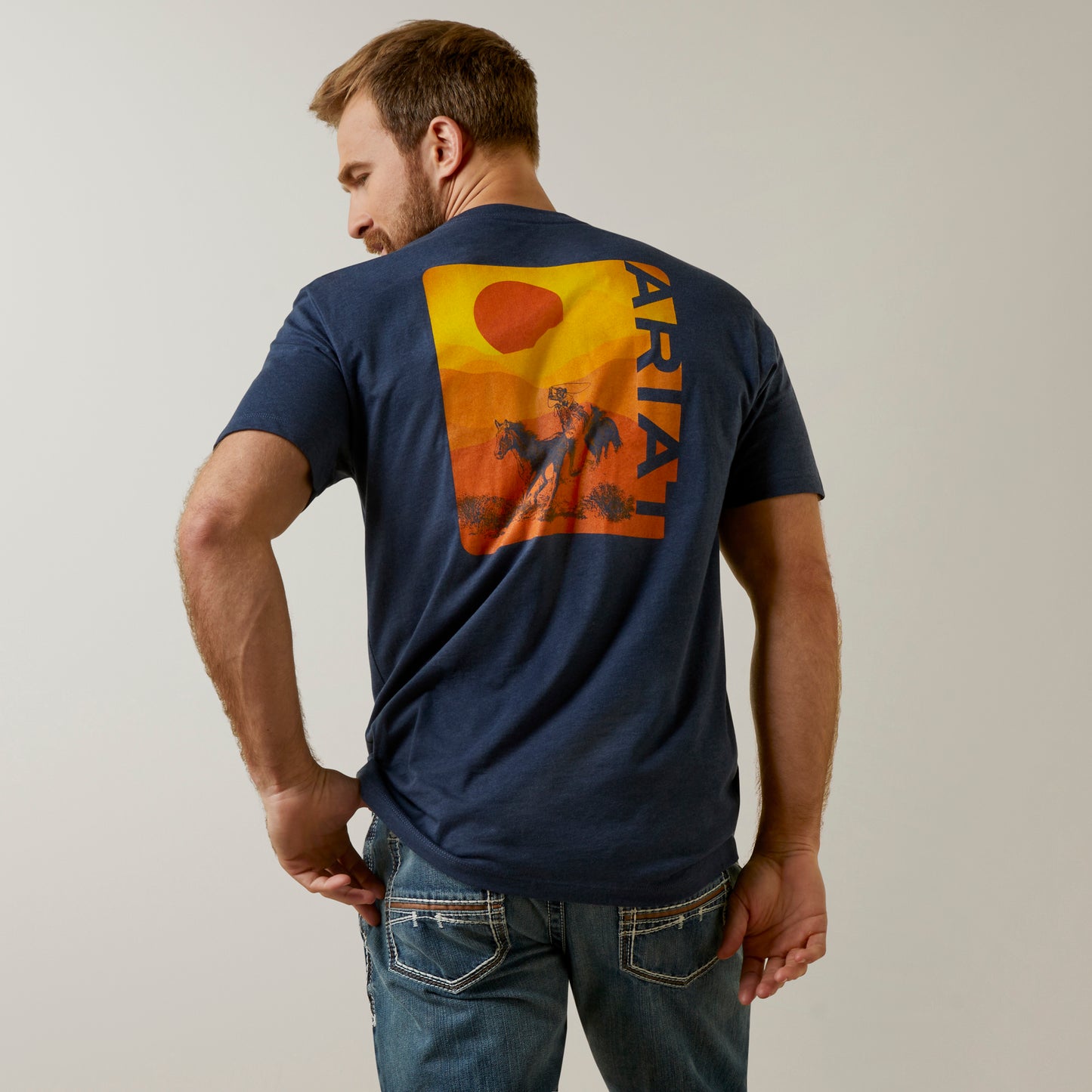 10045275 Ariat Mns Mustang Fever SS Tee Navy Heather