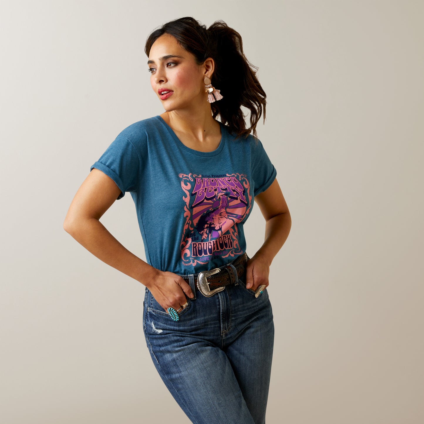 10045444 Ariat Wms Bronc Betty SS Tee Blue Heather