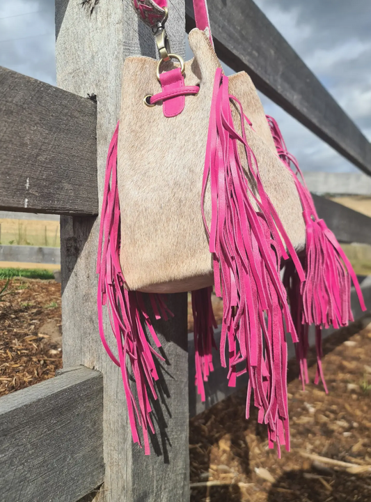 CG3712 Cowhide Bucket Bag Pink Tassel