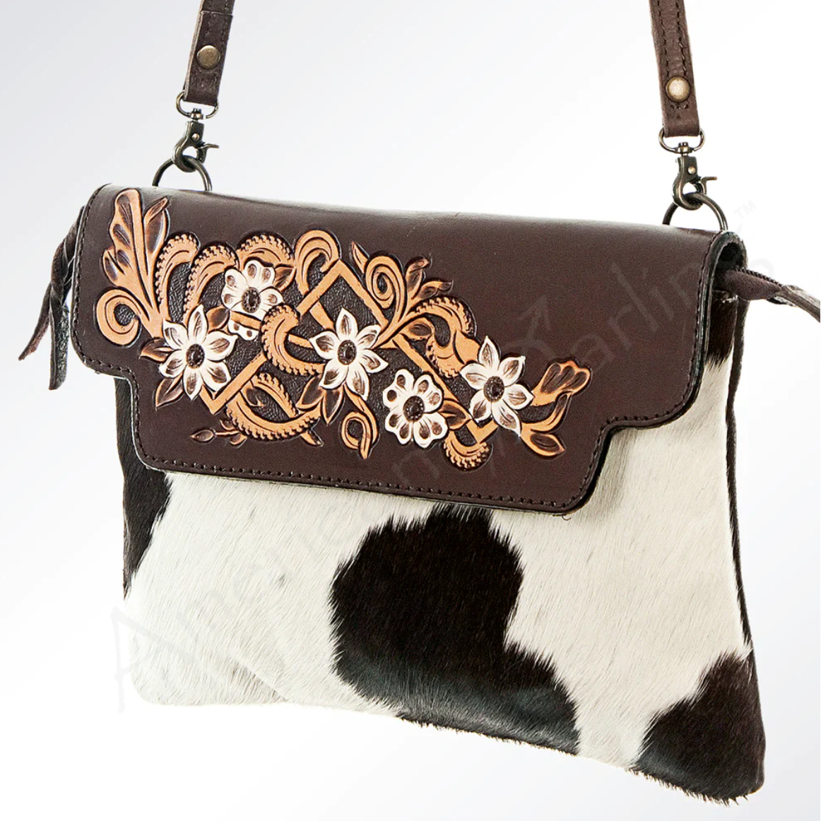 ADBG241 USA Cow Hide Cheyenne Clutch Handbag