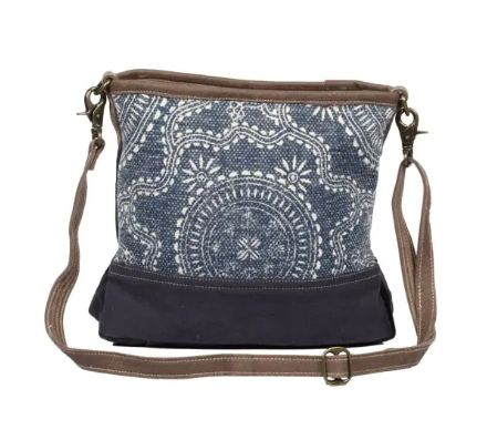 S-1320 Navy Kilim Shoulder bag