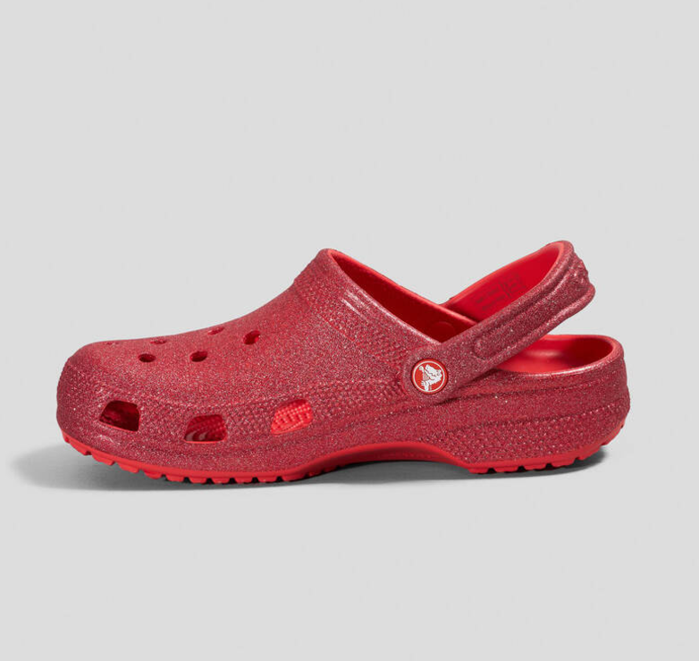 2059426ZR CROCS Classic Cherry Glitter Clog Cherry Red