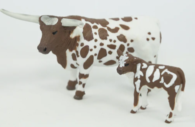 404 Big Country Toys Longhorn Cow & Calf