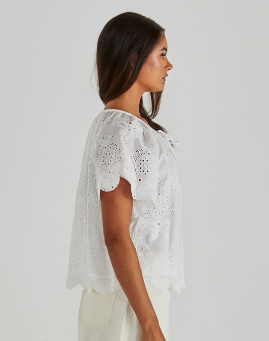 18976TWSS-WHI   Sass Ani Blouse White