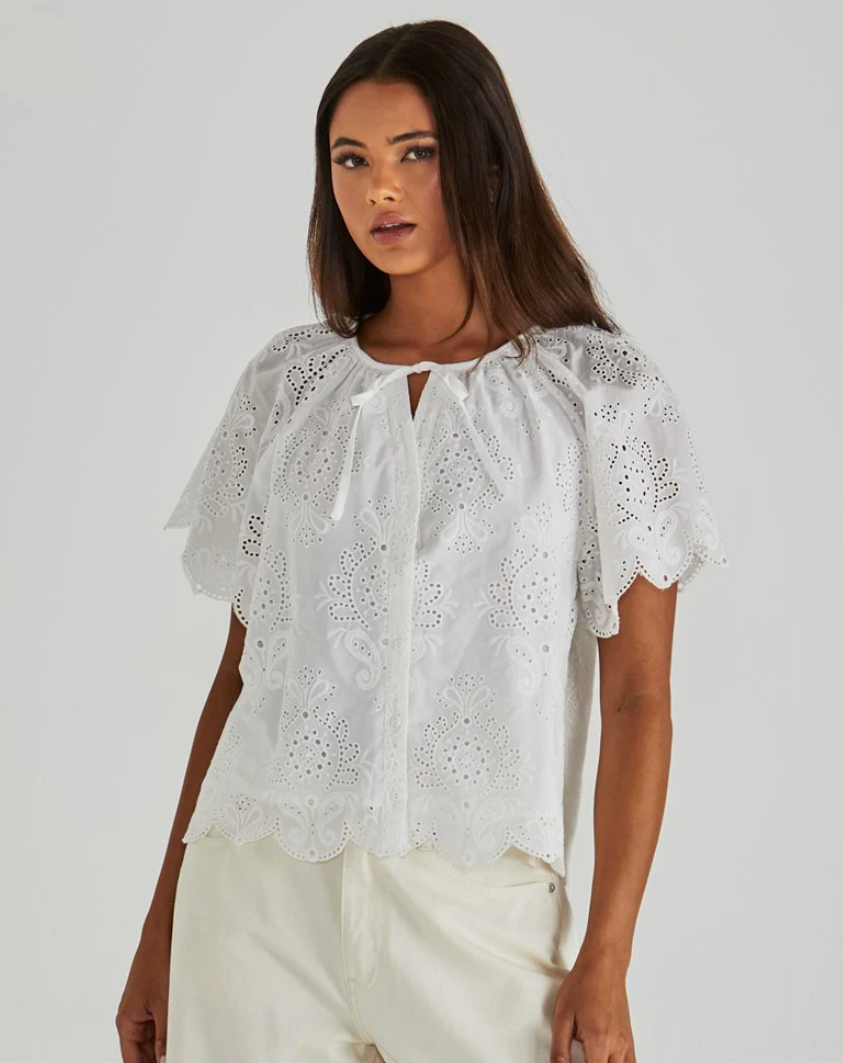 18976TWSS-WHIT  Sass Ani Blouse White