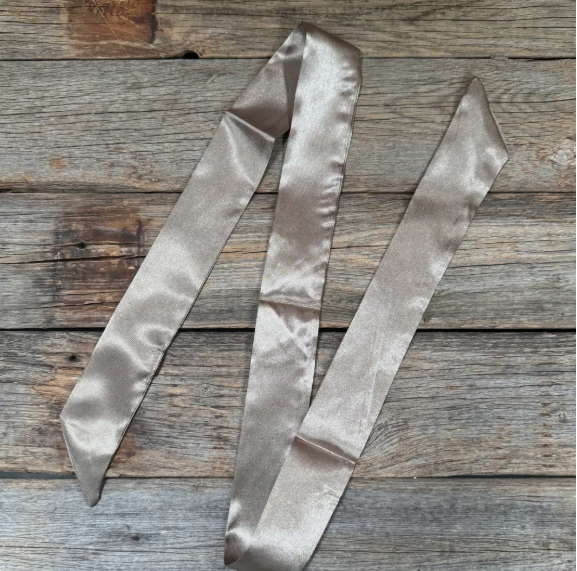 TW303 Cowgirl Necktie Tan