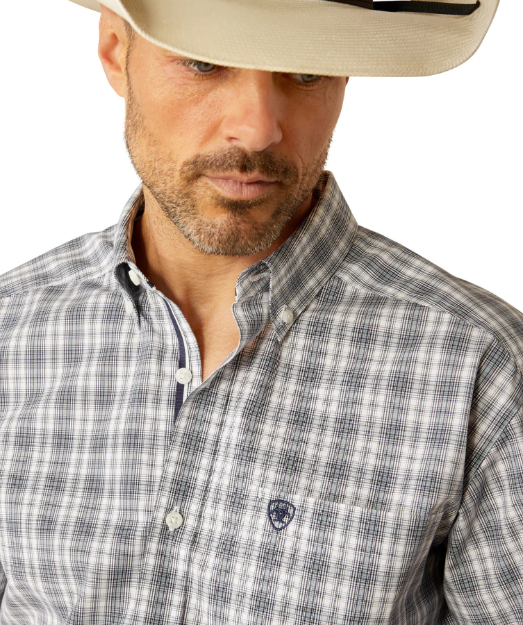 10054824 Ariat Men's Pro Series Charlie Classic Fit SS Shirt Navy