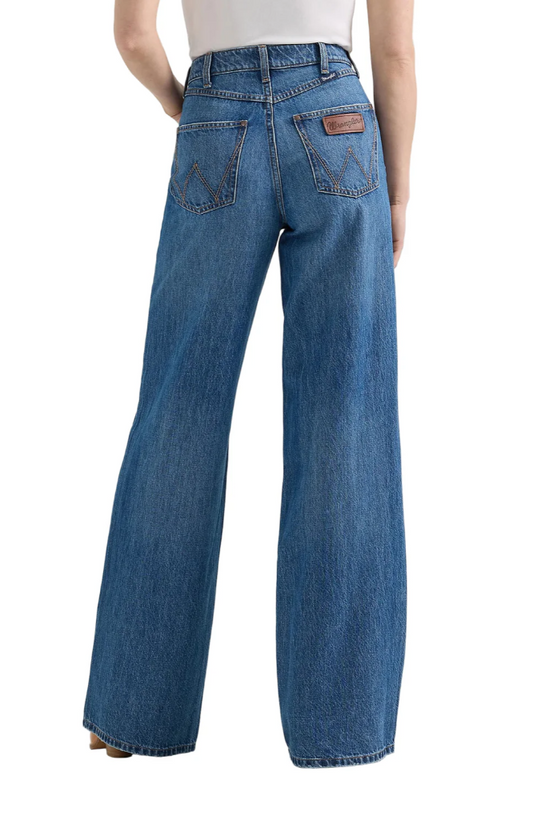 112359363 Wrangler Women's Hi Rise Wide Leg Bailey  30L