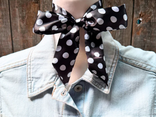 TW331 Cowgirl Necktie Black & White