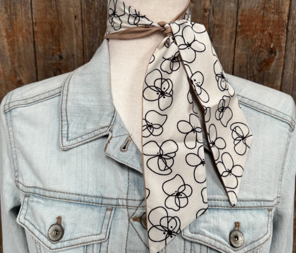 TW142 Cowgirl Necktie Cream