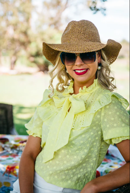 WL301-6 Hitchley & Harrow Wisteria Lane Yellow Ruffle Top