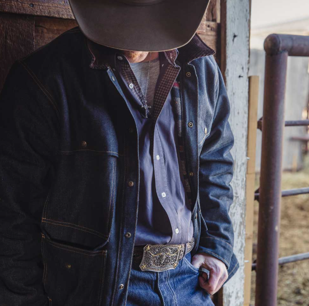 A935 Montana Silversmiths Longhorn Crest Filigree Attitude Belt Buckle