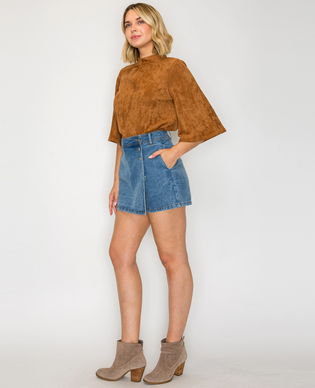 LWP1403  Essential for all denim skort