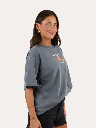 225086RW-WBLK Ringers Western Women's "Born In The West" Tee