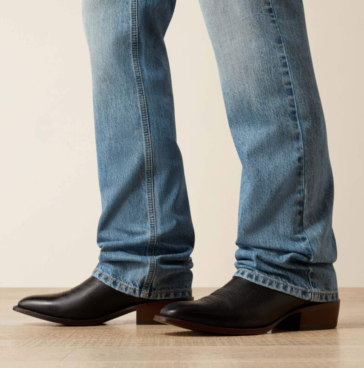 10065926 Ariat Mens M5 Straight Gilroy Randy  30' Leg