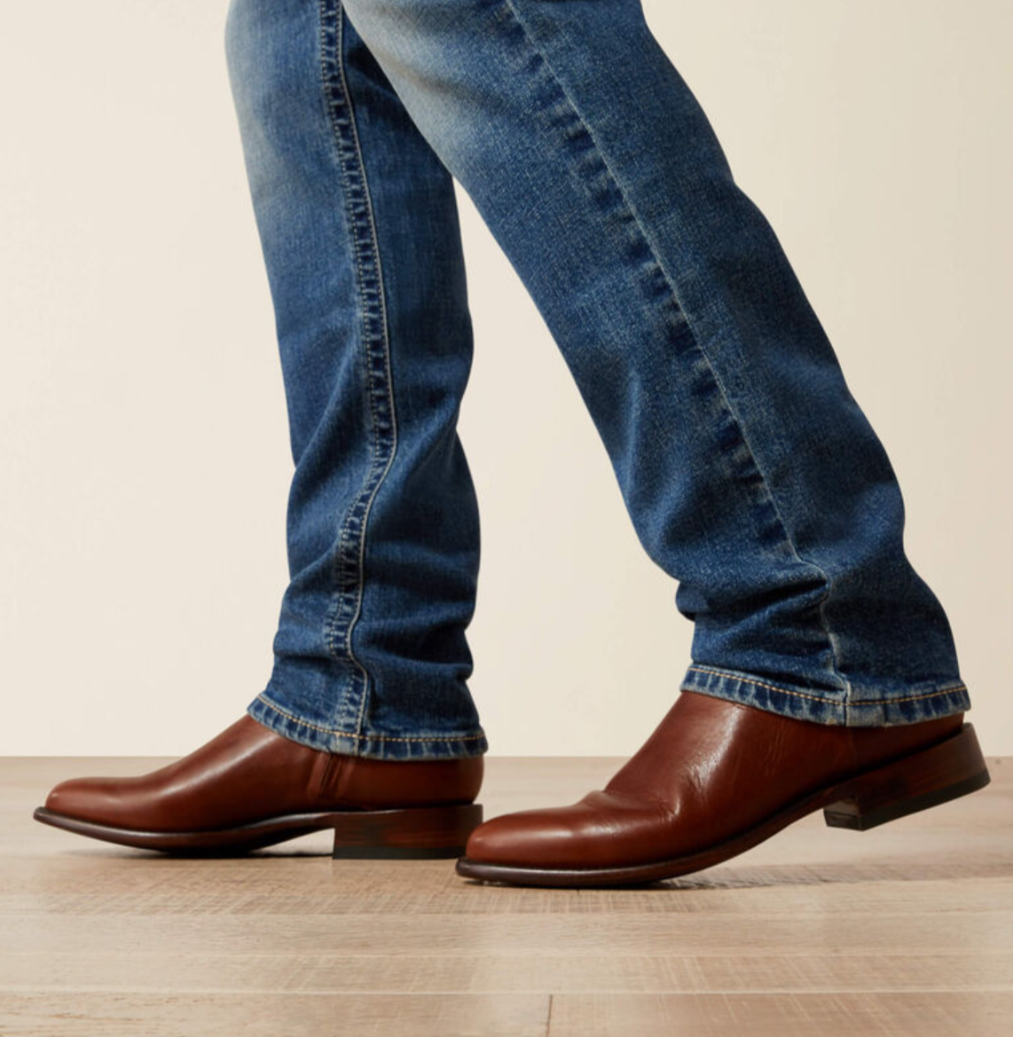 10065920 Ariat Mens M8 Modern Slim Straight Dean Zane 34'Leg