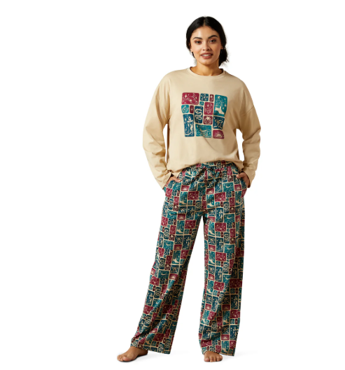 10065825 Ariat Women's Dreams PJ Set Western Blocks