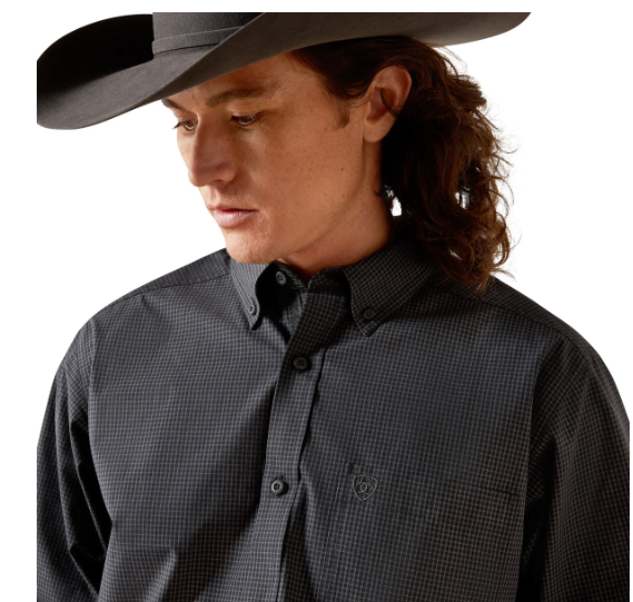 10065849 Ariat Men's Pro Series Thorn Fitted LS Shirt Black