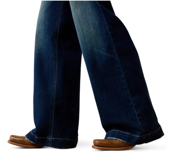 10072972 Ariat Women's Mid Rise Fiona Boot Cut Jeans Short Leg