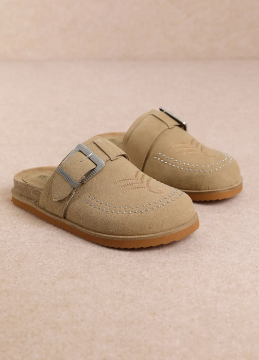 37200  Josephine Casual Slip on Shoe - Apricot Beige