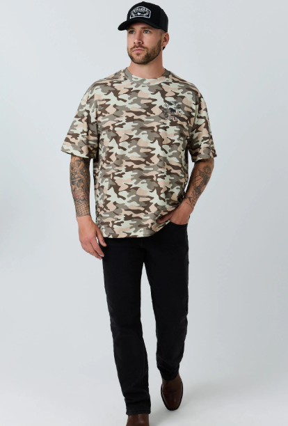 125200RW-CMO Ringers Western Men's Hard Find Box Fit T-Shirt Camo