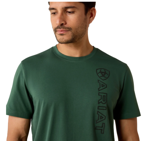 10071348 Ariat Men's Vertical Logo Tee Monstera