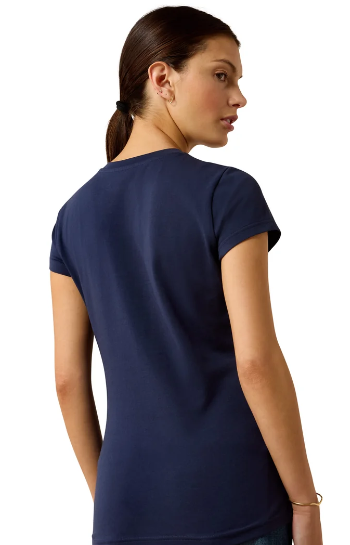 10071355 Ariat Women's Vertical Logo SS Tee Navy/Red