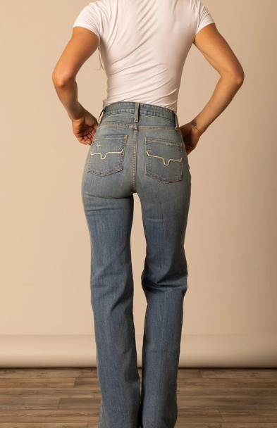 WJE0000008 Kimes Ranch Women's Olivia Light Wash Jeans 32L