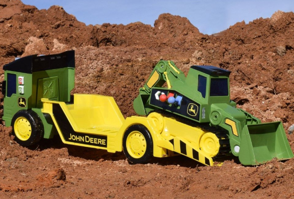 470271 John Deere Motorized Lights/ Sounds Mega Mover & Digger