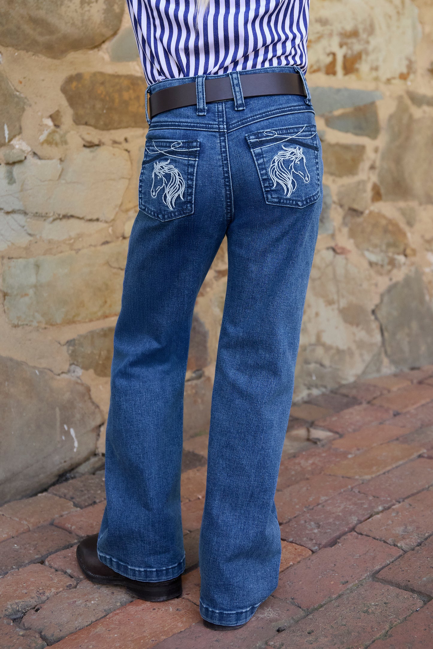 T6W5200143 Thomas Cook Girl's Heather Boot Cut Jean Light Wash
