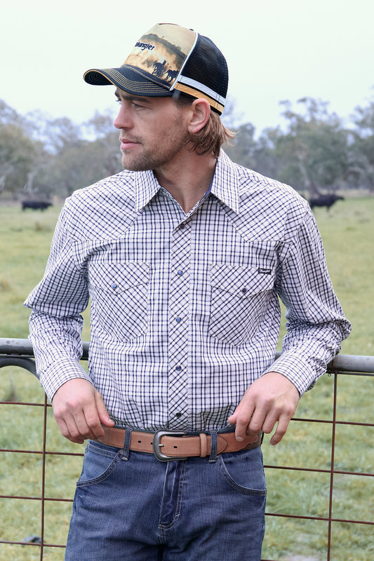 X6W1946CAP Wrangler Men's Eddie HP Trucker Cap Black/Multi