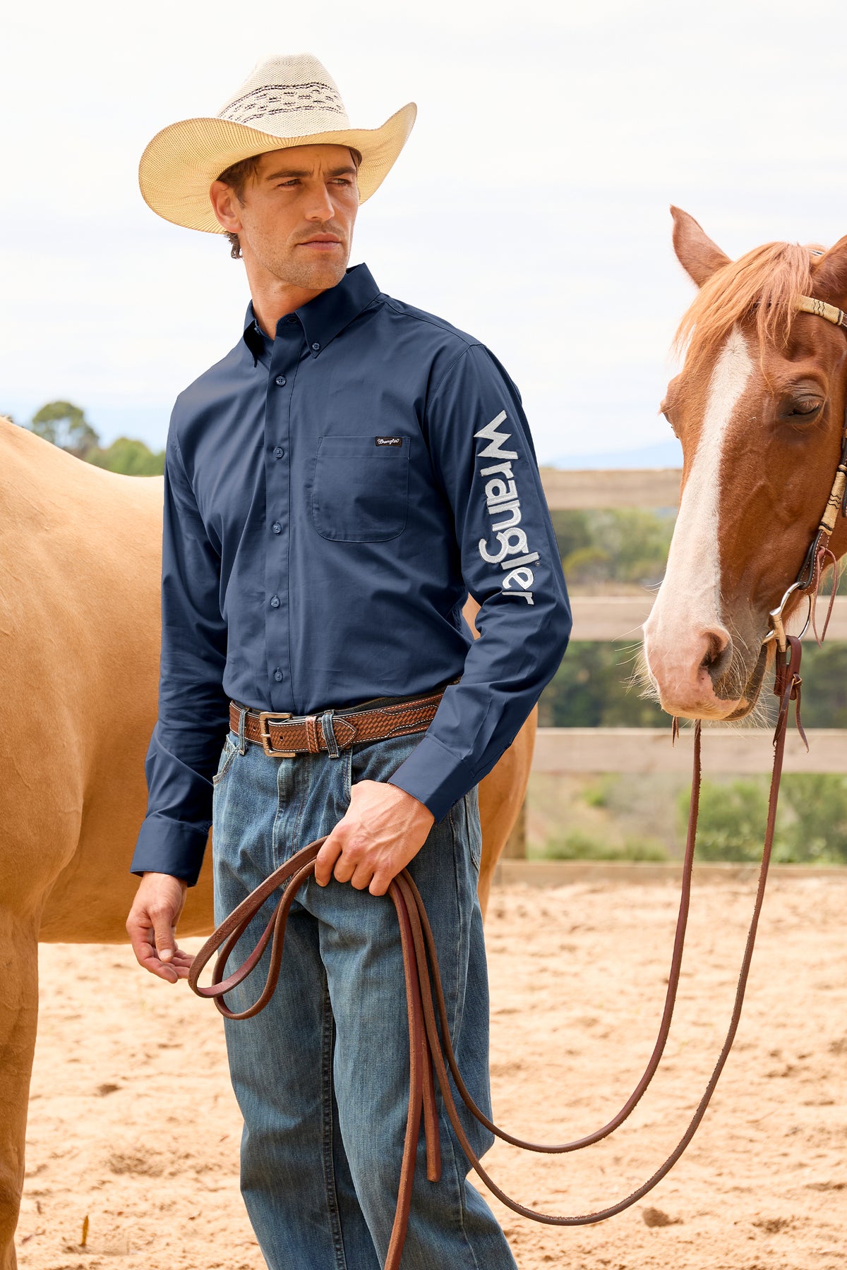 XCP1155359 Wrangler Men's Flex Logo LS Shirt Navy