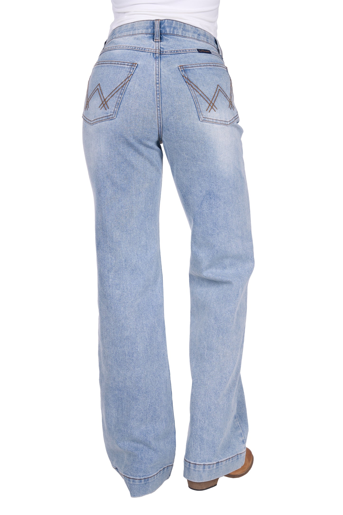 XCP2253533 Wrangler Women's Brianna Jean Willow Sky