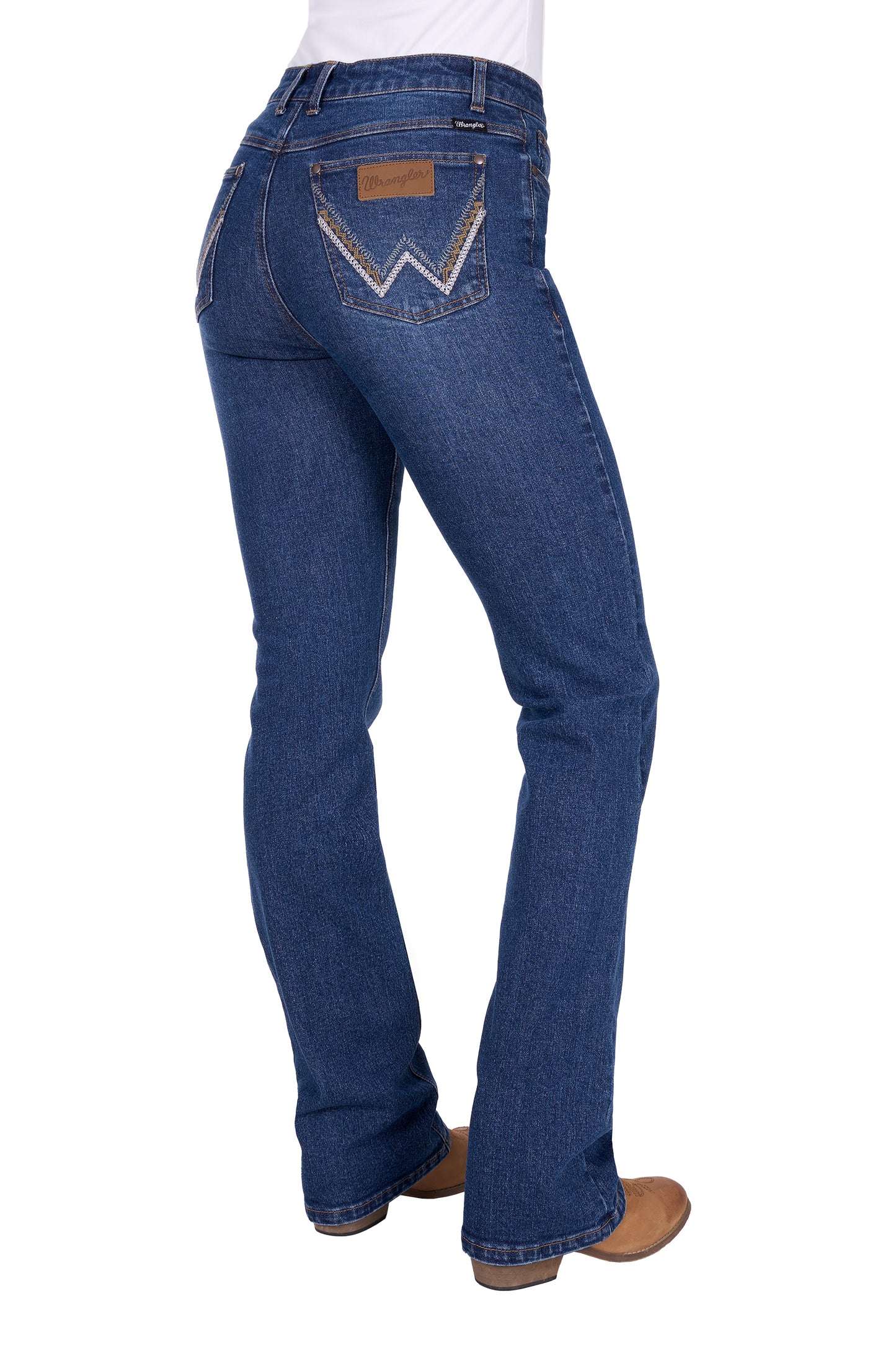 XCP2255534 Wrangler Women's Laura HR Boot Cut Jean Wild Indigo