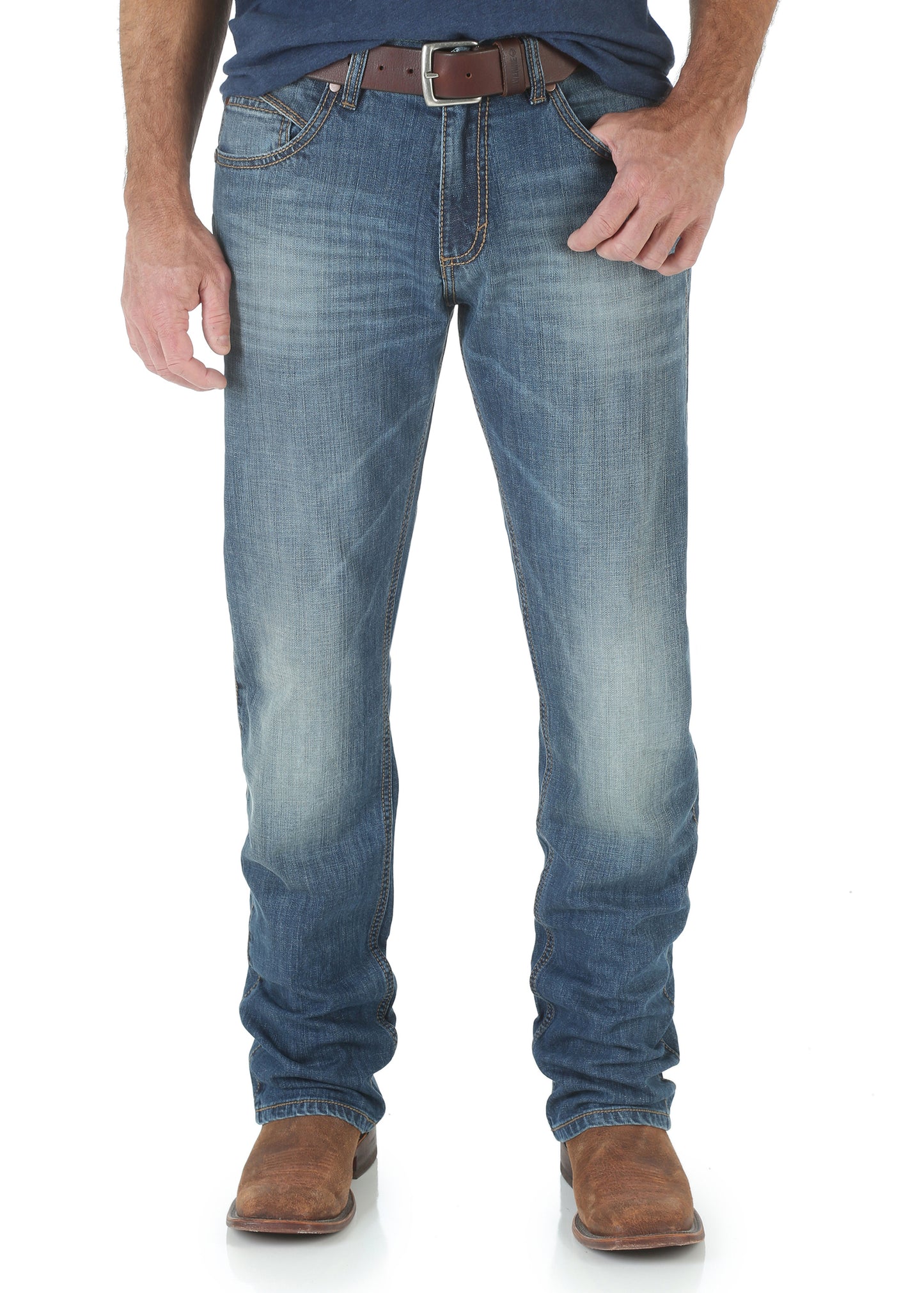 WLT88BZ Wrangler Men's Bozeman Slim Straight 34, 36 Leg