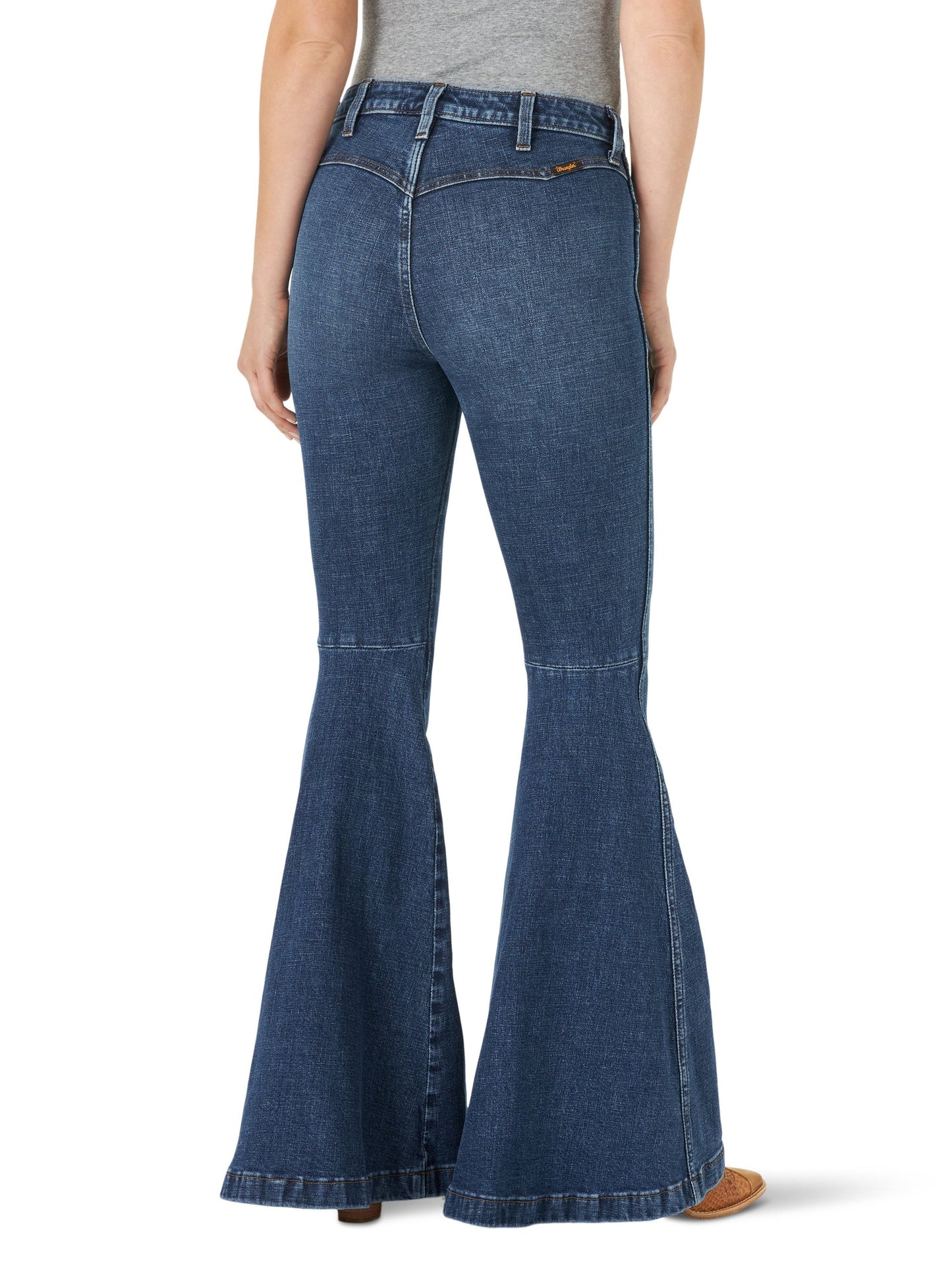 11MPFJW Wrangler Women's Retro High Rise Flare Jean