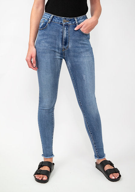 CGJ1357 Shanty Light Skinny Jean