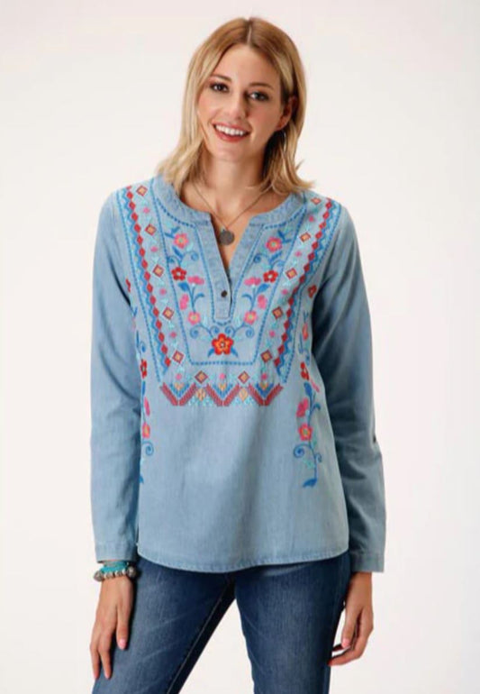 03-050-0565-3066BU Roper Women's Denim Embroidered Shirt