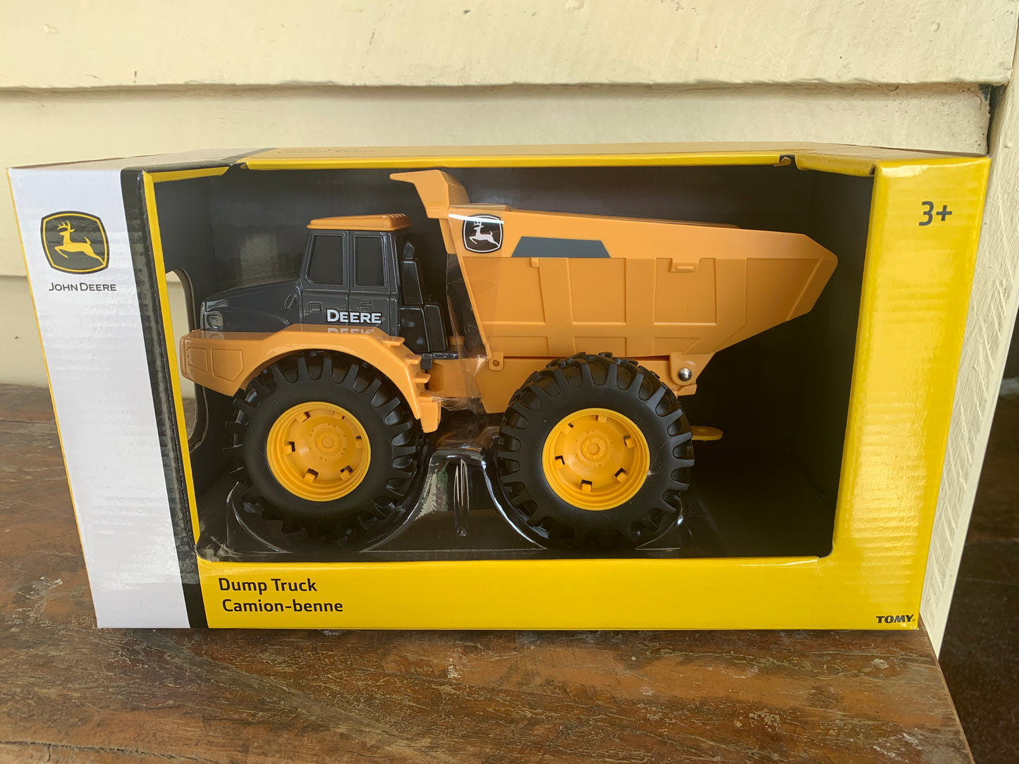 LP71701 John Deere Diecast Wheel loader or Dump Truck