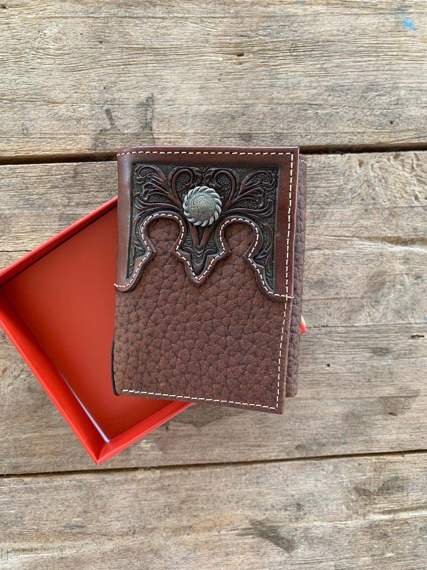 8142100 Roper Tri fold Carved Wallet