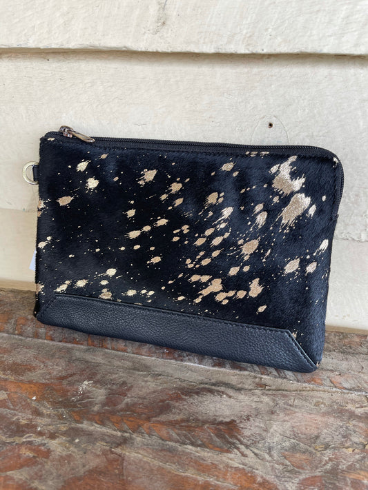 70071 Detroit Cowhide Clutch Multi Black and Gold